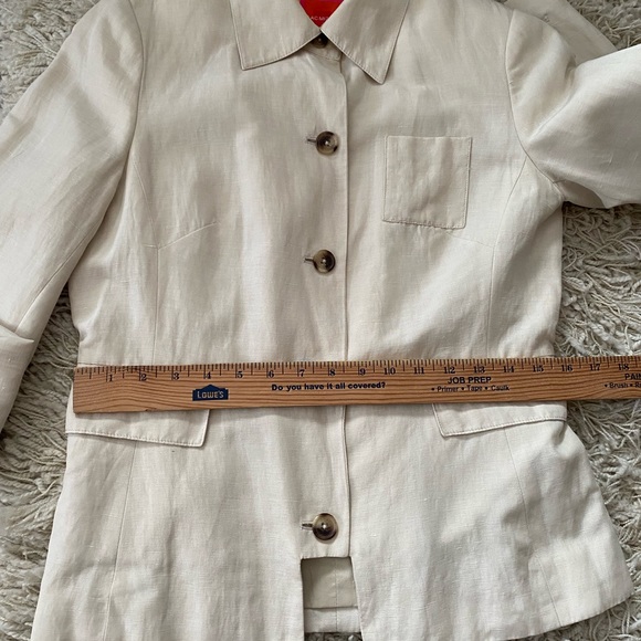 Isaac Mizrahi, Womens Button Up Blazer with Padded Shoulders - Picture 9 of 16